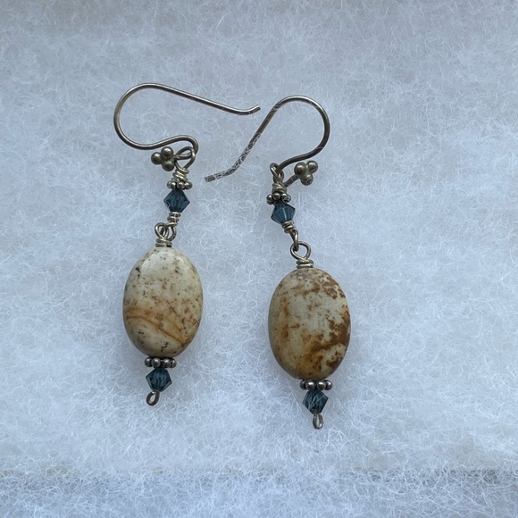 One of a kind handmade Jasper and quartz  earrings. - Picture 2 of 4